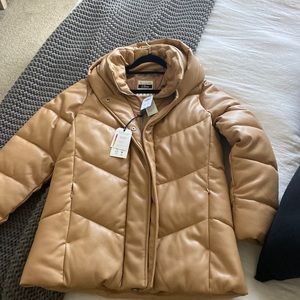 NEW WITH TAGS Abercrombie & Fitch Vegan Leather Puffer With Hood